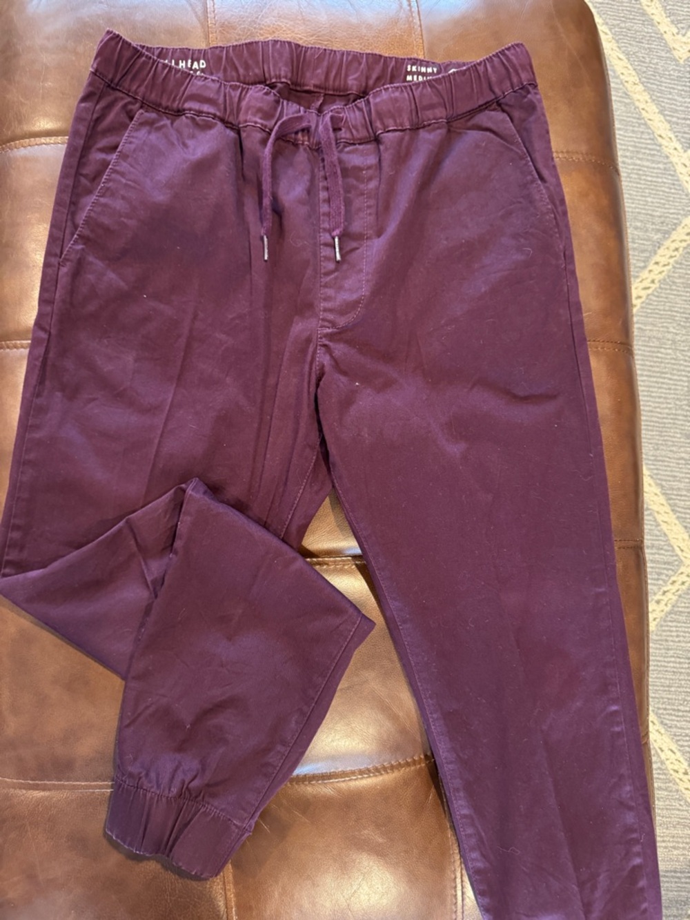 Bullhead Men's Burgundy Jogger Pants